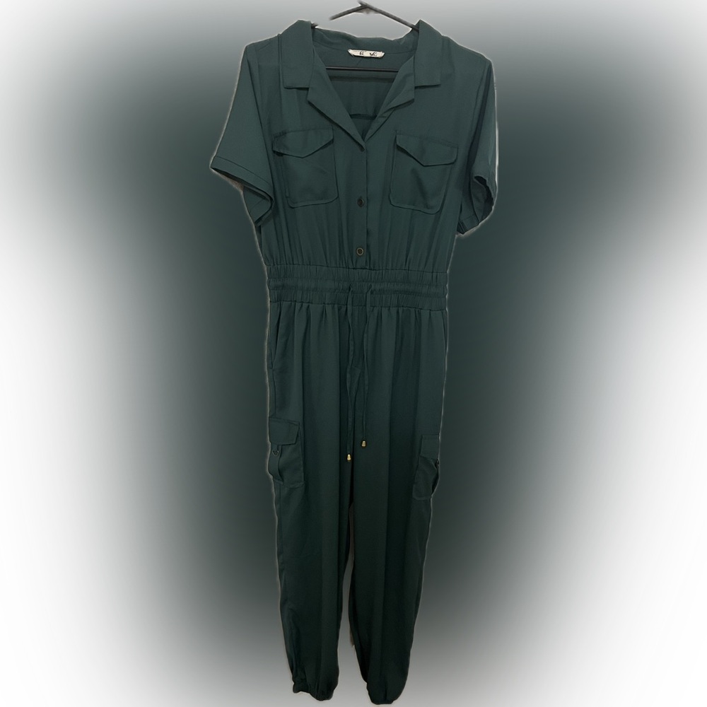 Hint of Blush Dark Green Women's Jumpsuit